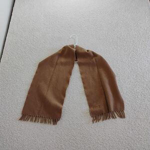 LL Bean 100% LambsWool Tan Scarf Quiet Luxury Minimalist Preppy Classic OS